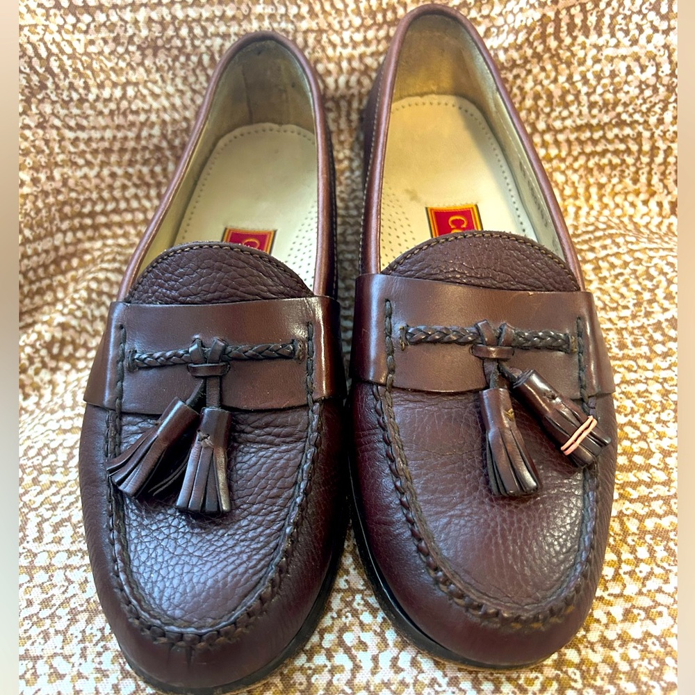 Cole Haan City. Men’s 8 1/2. Tassel design.